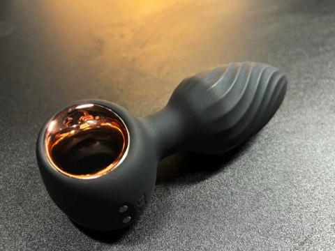 Aisi Rotating Plug