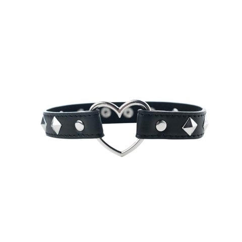 Adjustable heart collar