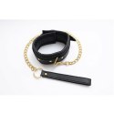 Collar with detachable leash