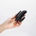 Mini wibrator Crushious Romanov z silikonową nakładką 13 cm