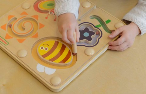 MASTERKIDZ Magnetyczny Labirynt Świat Owadów - Tabliczka